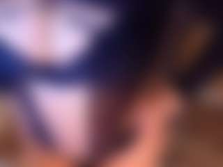 Live cam show with Arianna - Shaved on Camsoda