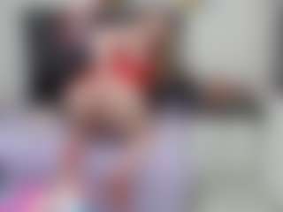 emperatrizmessy MILF webcam performer live streaming