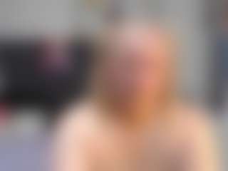 Live cam show with emperatrizmessy - Mature on CamwithHer
