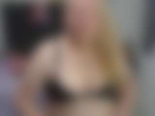Live cam show with emperatrizmessy - Hairy Pussy MILF on infinitiblacc.com