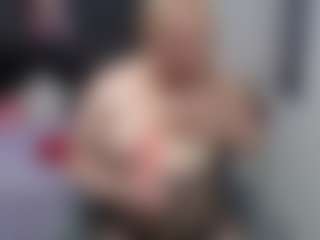 emperatrizmessy's Live Sex Cam Show