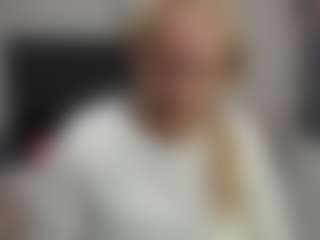 emperatrizmessy's Live Sex Cam Show