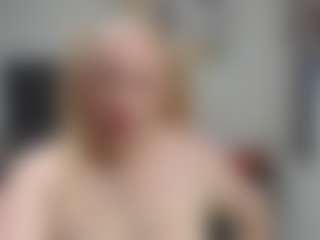 Live cam show with emperatrizmessy - Squirt Blonde Hair on Dare Cams