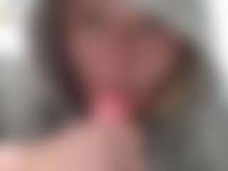 emperatrizmessy MILF webcam performer live streaming