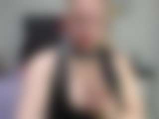 Live cam show with emperatrizmessy - Camel Toe on Camming Site