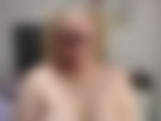Live cam show with emperatrizmessy - Bdsm MILF on Camsoda