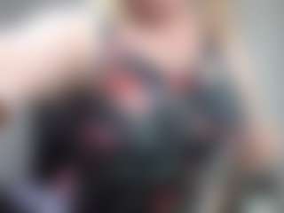 Live cam show with emperatrizmessy - Blonde Hair MILF on Camsoda