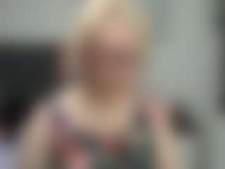 Live cam show with emperatrizmessy - Blonde Hair MILF on xxxlivecams.org