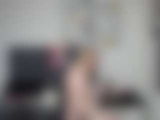 emperatrizmessy's Live Sex Cam Show