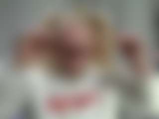 Live cam show with emperatrizmessy - Blonde Hair MILF on Livezox