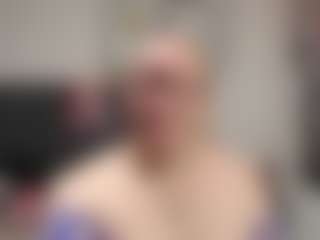 emperatrizmessy's Live Sex Cam Show