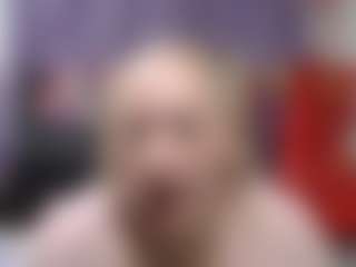 Live cam show with emperatrizmessy - Green Eyes on madthumbs