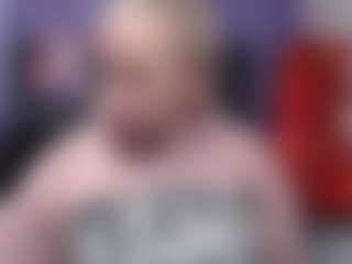 Live cam show with emperatrizmessy - Green Eyes on Livezox