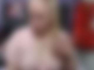 Live cam show with emperatrizmessy - Body Massage on fuck-show.com