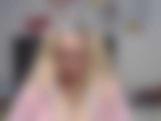 Live cam show with emperatrizmessy - Camel Toe on sexylive.show