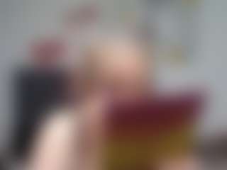 Live cam show with emperatrizmessy - Nasty on xxxlivecams.org
