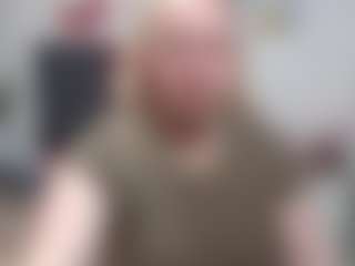 emperatrizmessy MILF webcam performer live streaming