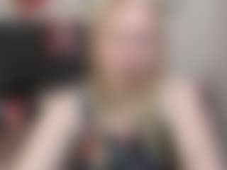 Live cam show with emperatrizmessy - Hairy Pussy on Cam Slut