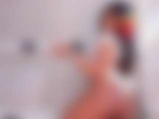 Live cam show with Julianna-Smith - Black on chickslive.net