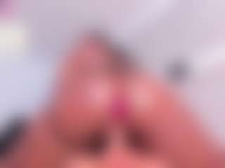 Julianna-Smith's Live Sex Cam Show