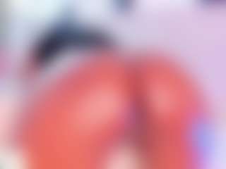 Live cam show with Julianna-Smith - Bedroom on Dare Cams