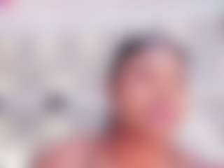 Live cam show with Julianna-Smith - Strip on slutload
