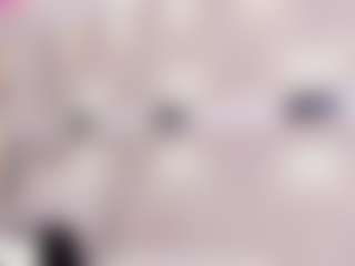 Live cam show with Julianna-Smith - Petite on Camming Site
