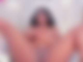Live cam show with Julianna-Smith - Bedroom on Camsoda