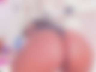 Live cam show with Julianna-Smith - Ass Clapping on Camsoda