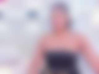Live cam show with Julianna-Smith - Amateur on TeamSkeetLive