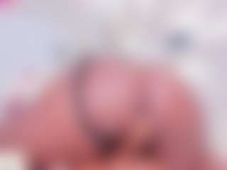 Live cam show with Julianna-Smith - Foot Fetish Black on camwithhim.com