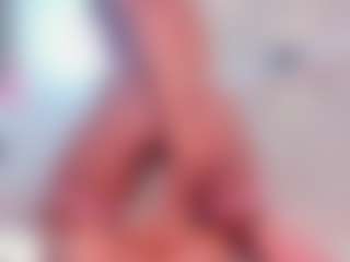 Live cam show with Julianna-Smith - Black HD on SmokeAndPoke