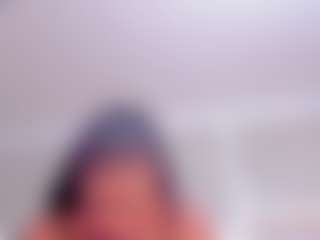 Live cam show with Julianna-Smith - Bikini on Camsoda