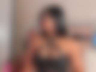Live cam show with Julianna-Smith - Bedroom Ebony on Camsoda