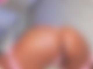 Live cam show with Julianna-Smith - Black Small Tits on Camsoda | colombia