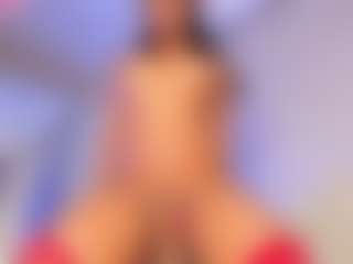 Live cam show with Julianna-Smith - Camel Toe on Strip Flash - Live Sex Shows