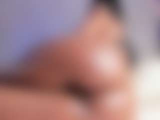 Live cam show with Julianna-Smith - Bedroom Black on madthumbs