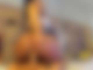 Live cam show with Julianna-Smith - BBW Ebony on Camming Site