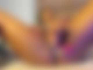 Julianna-Smith's Live Sex Cam Show