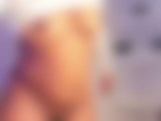 Julianna-Smith's Live Sex Cam Show