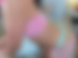 Live cam show with kitty-kayo - Fuck Machine on SmokeAndPoke