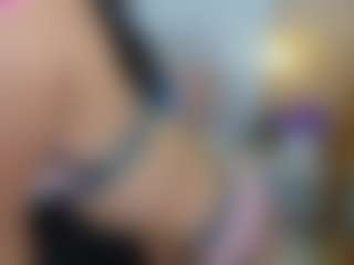 Live cam show with kitty-kayo - Solo on Camsoda