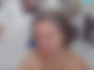 Live cam show with JENNIFER - Living Room on iamadamtest123.com