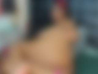 Live cam show with Melisa - Blowjob on livesuperchat.net
