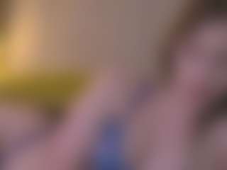 Live cam show with Serena - Bikini on Dare Cams