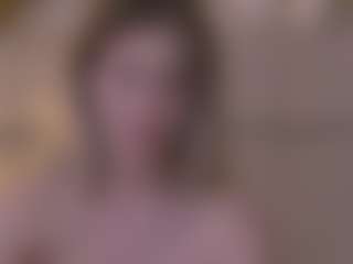 Live cam show with Serena - Red Hair on CamClone