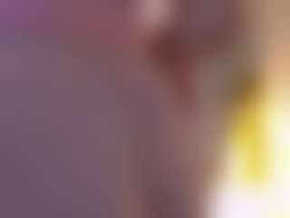 Live cam show with Serena - Latina on Dolls Live