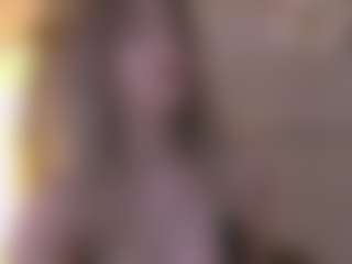 Live cam show with Serena - Dildo on CamClone