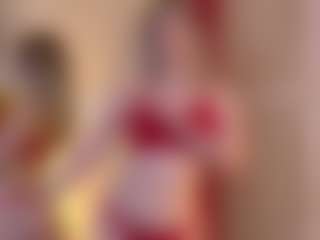 Live cam show with Serena - Latina on Camsoda
