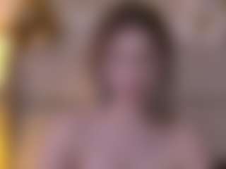 Live cam show with Serena - Fingering Latina on Fit Hotties